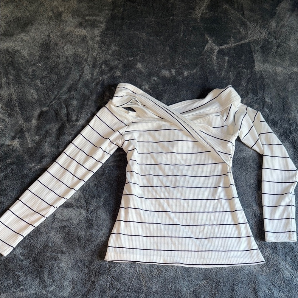 SHEIN Off-Shoulder White and Black Striped Blouse